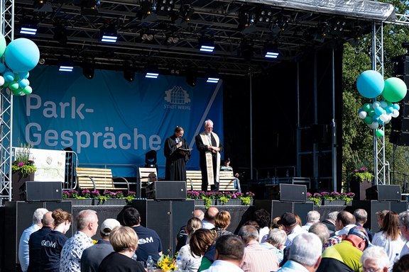 k-2023-08-26_02_Wiehlpark-Segen_Bersch-Molnar_vma.jpg  