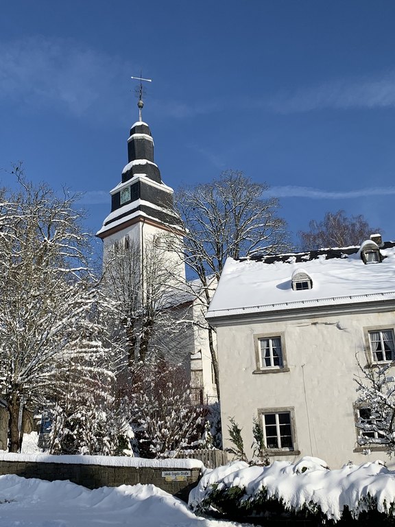 k-Weihnachtsmotiv_2024_Kirche_Nümbrecht_Foto_Ulrike_Roth.jpg  