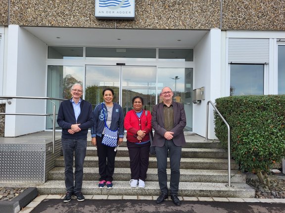 Kreiskirchenamt_Besuch_aus_West_Papua_3_mit_Thomas_Hildner.jpg  