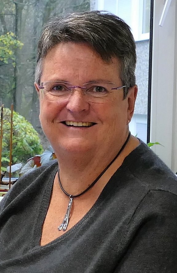 Christina Tchorrek Christina Tchorrek