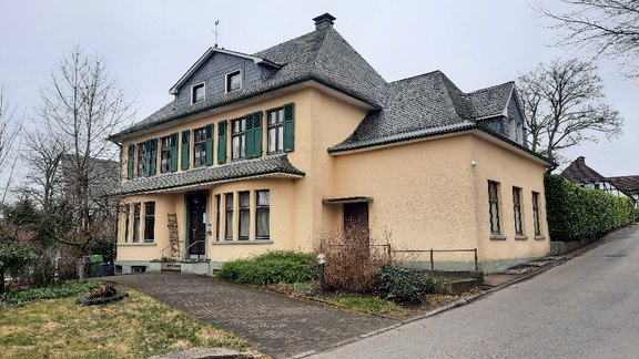 2023_05_24_Müllenbach_Altes_Pfarrhaus.jpg  