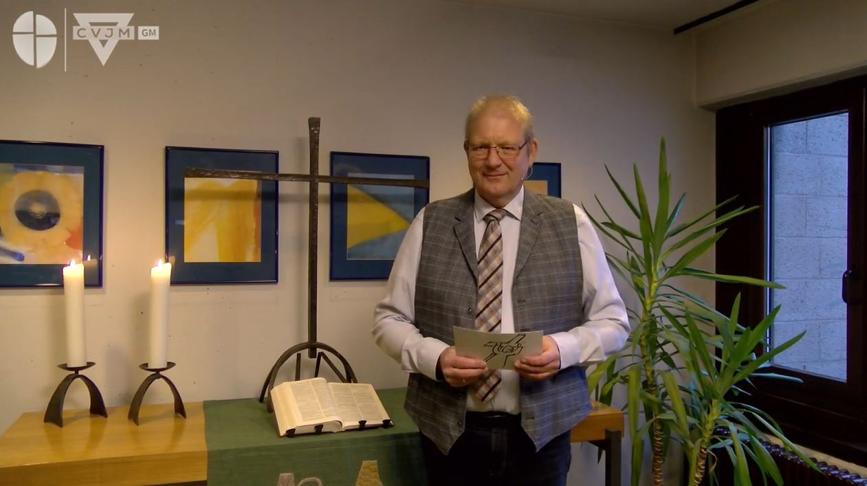 Helmut Krüger bei einer Andacht   