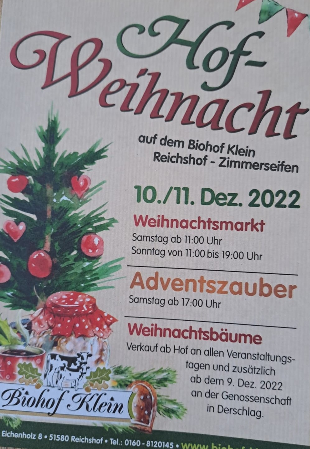 Das Plakat der Hofweihnacht mit Tannenbaum zeigt das Programm 