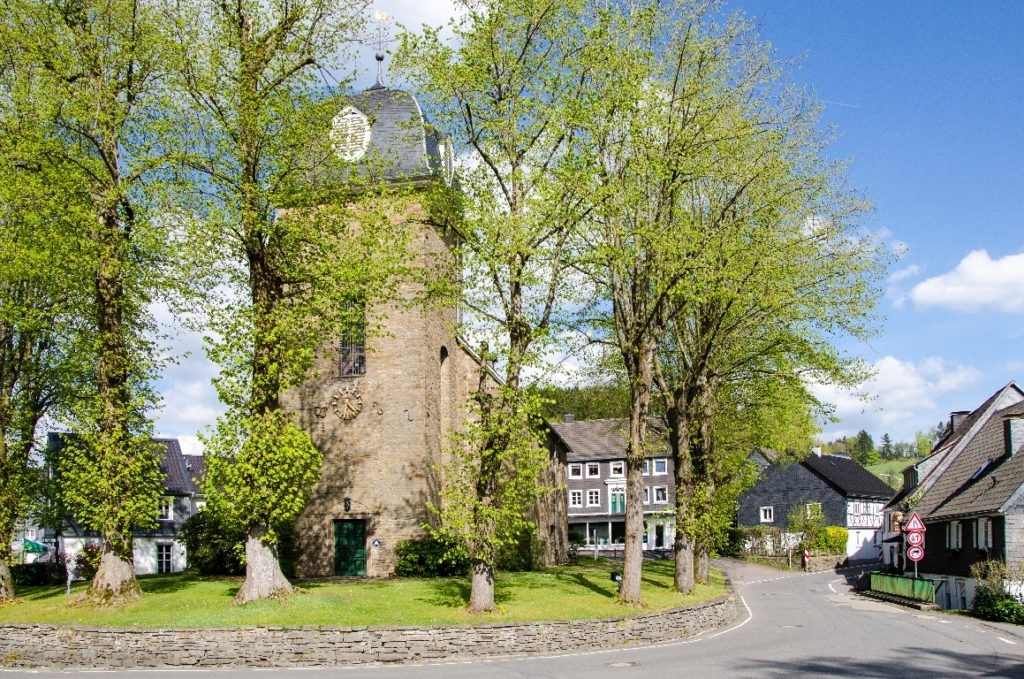 k-evangelische-kirche-huelsenbusch-kotthausen2015-1024x679.jpg  