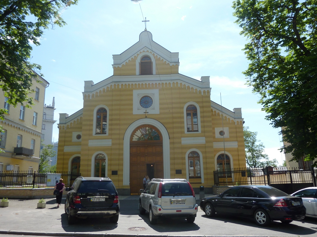 k-Lutherische_Kirche_Kiew.jpg  